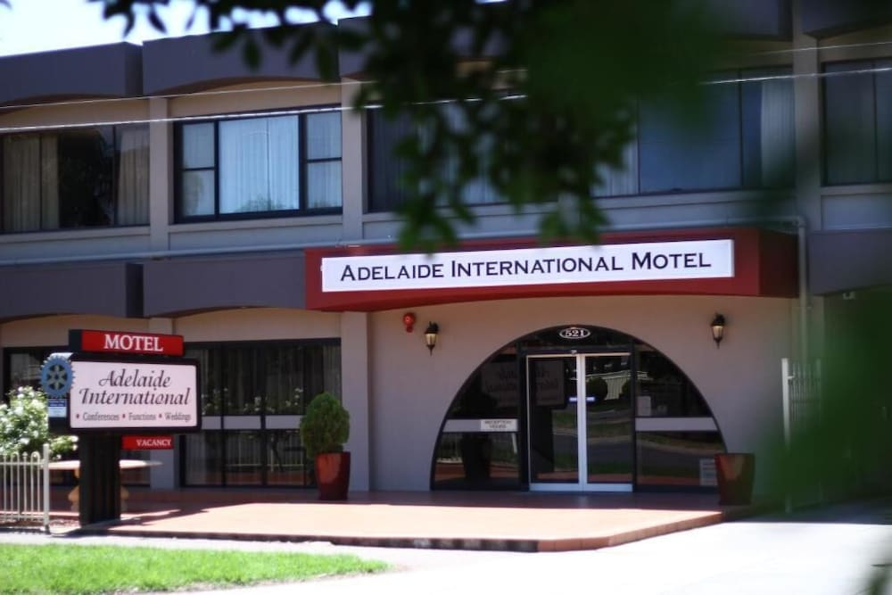 Adelaide International Motel - thumb 0