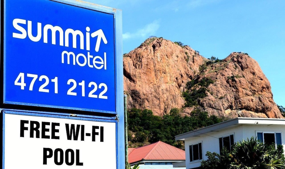 Summit Motel - thumb 0