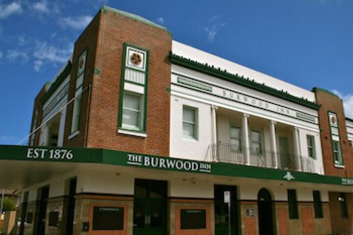 The Burwood Inn - thumb 0