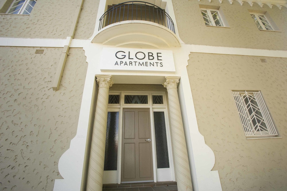 Globe Apartments - thumb 2