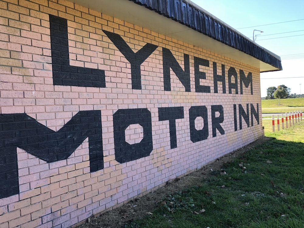 Canberra Lyneham Motor Inn - thumb 0