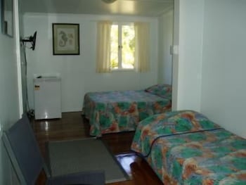 Hillcrest Guest House Cooktown - thumb 1