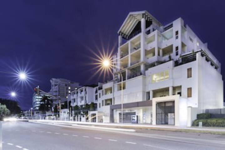 Cairns City Apartments - thumb 0
