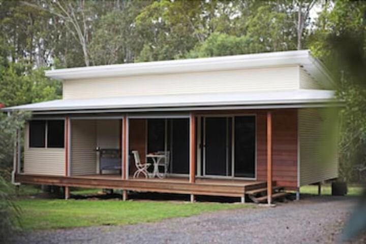 Crookneck Retreat - Accommodation Redcliffe