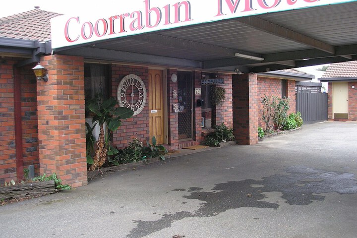 Coorrabin Motor Inn - thumb 2