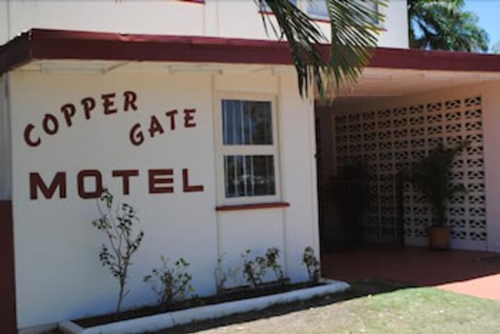 Copper Gate Motel - thumb 2