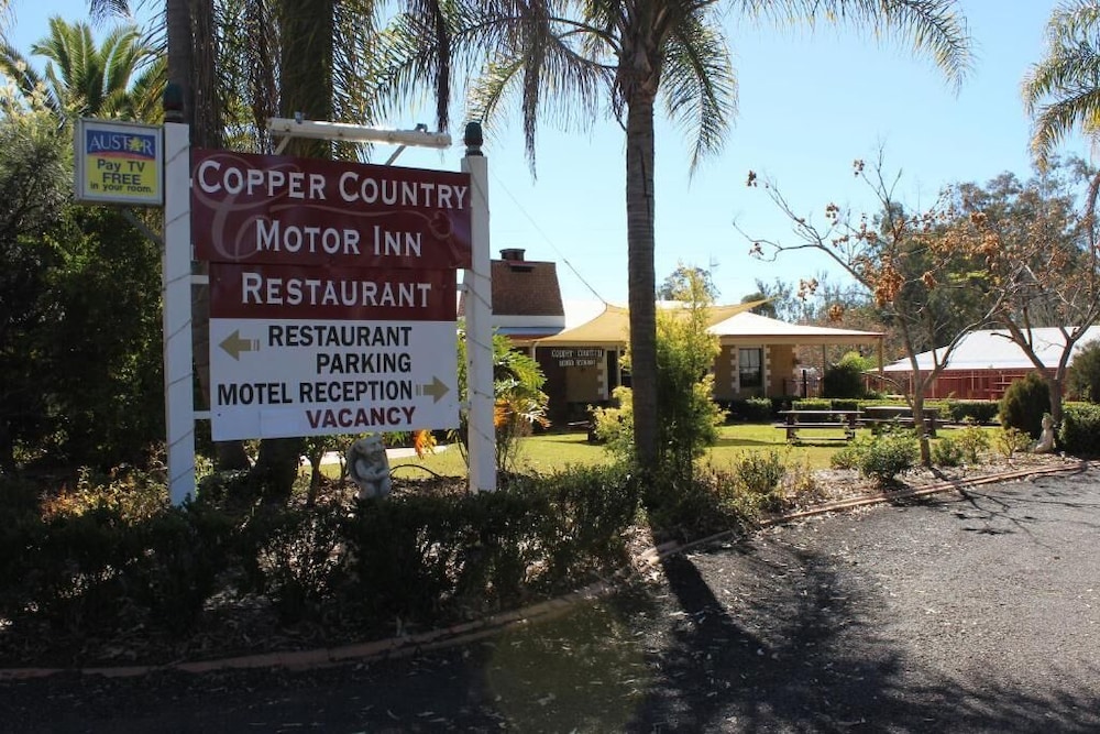 Copper Country Motor Inn & Restaurant - thumb 0