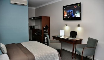 Pastoral Hotel Motel - thumb 2