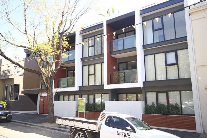 RNR Serviced Apartments North Melbourne - thumb 1