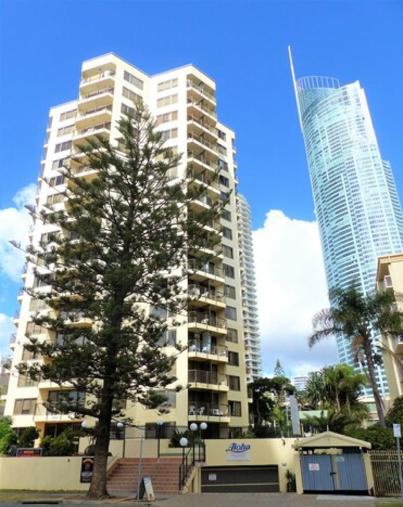 Aloha Apartments - thumb 0