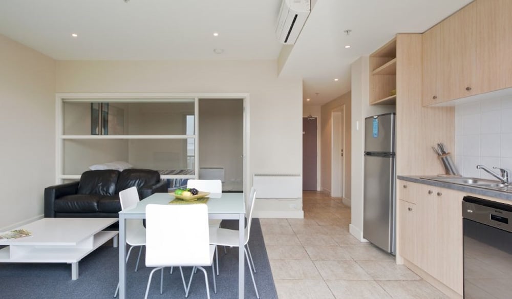 The Waterfront Apartments, Geelong - thumb 2