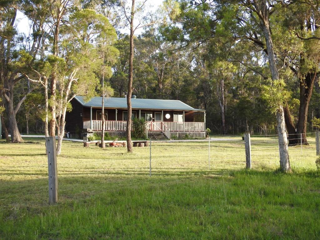 Wallaby Cottage Cute Accom In Bushland Setting - thumb 4