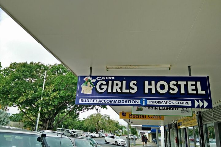 Cairns Girls Hostel - thumb 1